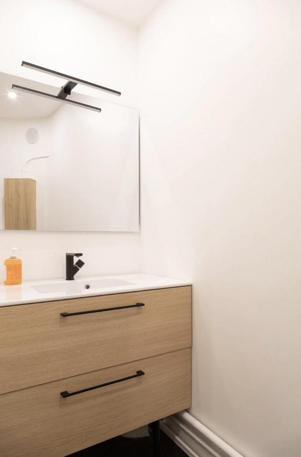 Apartment Lyonnais Center Of ปารีส ภายนอก รูปภาพ